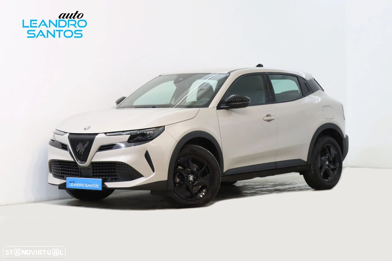 Alfa Romeo Junior 1.2 VGT Ibrida Intensa