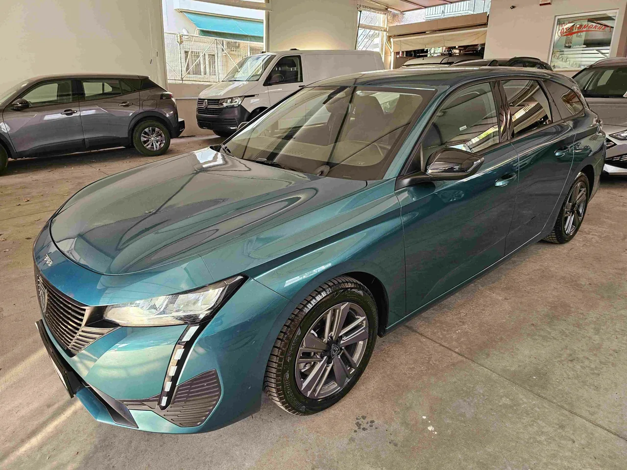 Peugeot 308 '23 - 1.2 Βενζίνη 131hp - Αυτόματο - 8τάχυτο - Κιτ χρονισμού