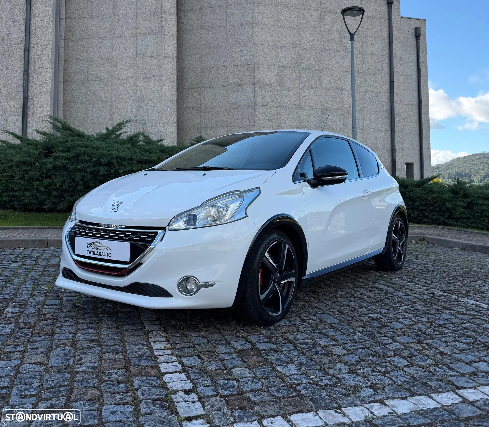 Peugeot 208 GTI 200 THP