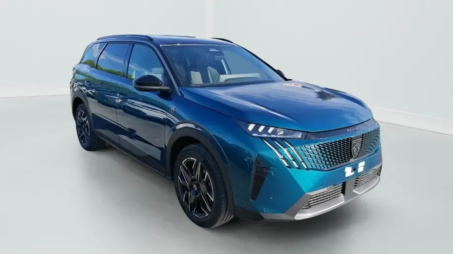 Peugeot 5008 1.2i Hybrid -145 - e-DCS6 GT Zéro km immatriculé