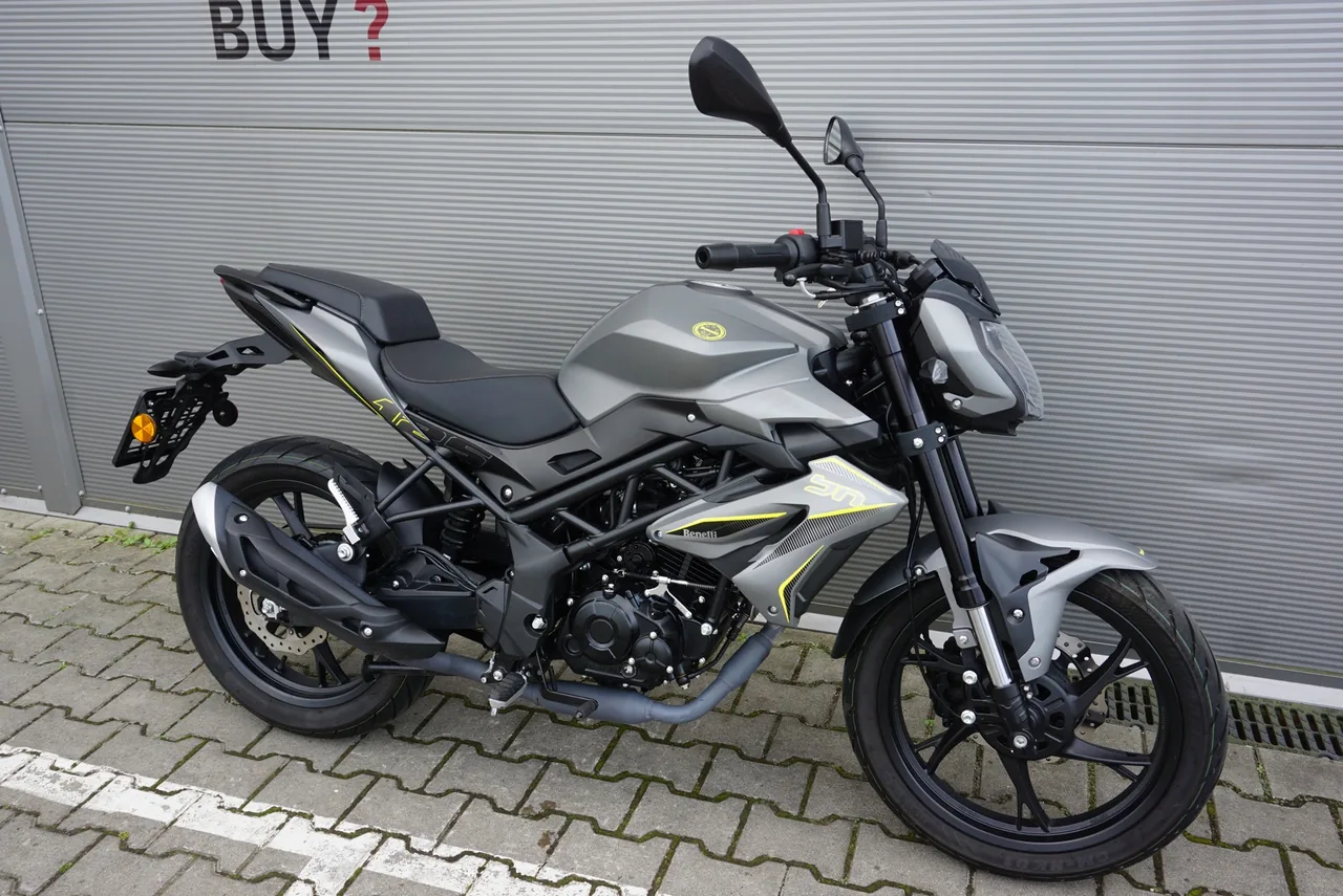 Benelli BN 125