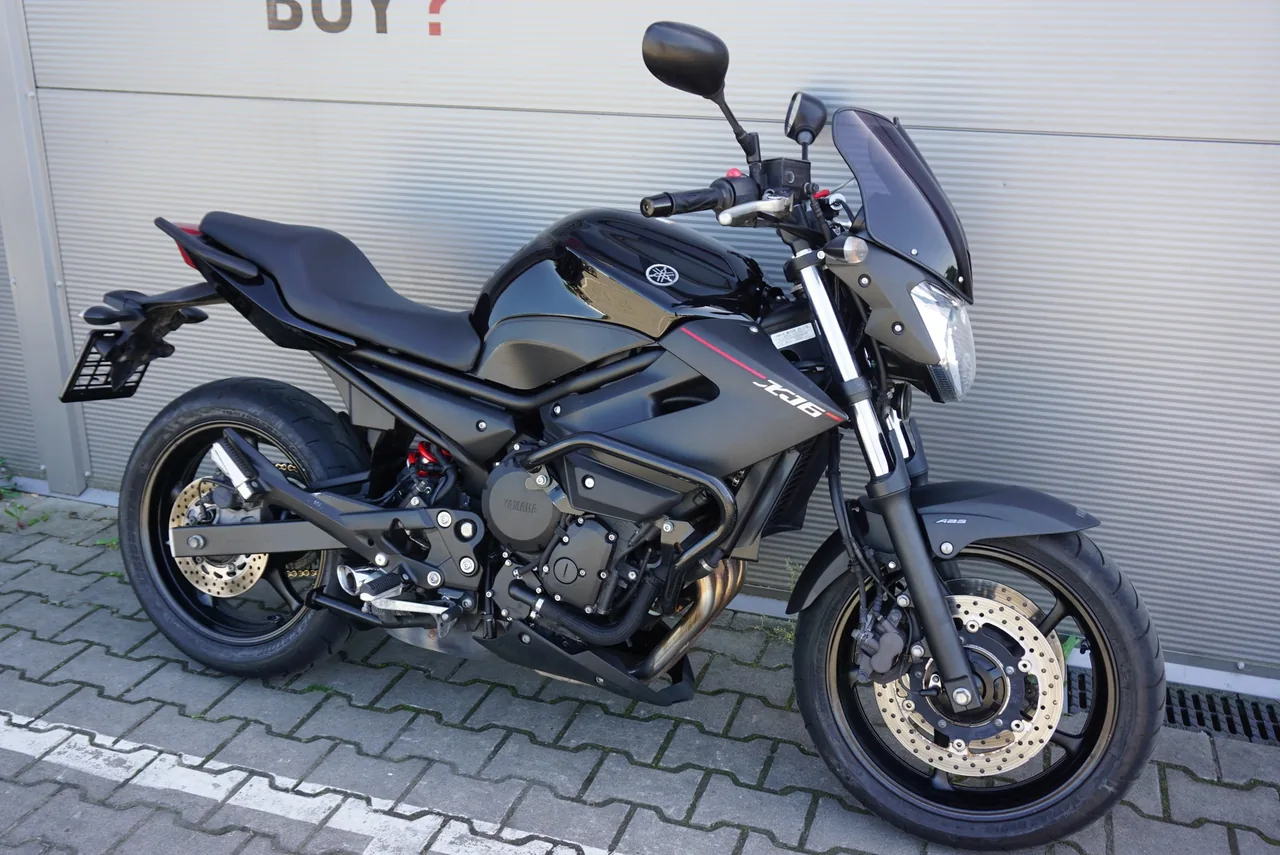 Yamaha XJ6-N ABS