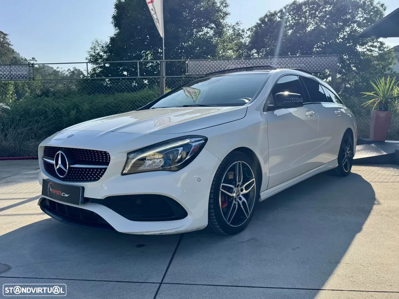 Mercedes-Benz CLA 220 d Shooting Brake AMG Line Aut.