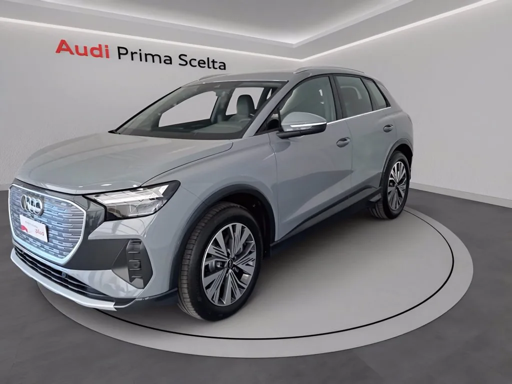 AUDI Q4 e-tron 45 business advanced