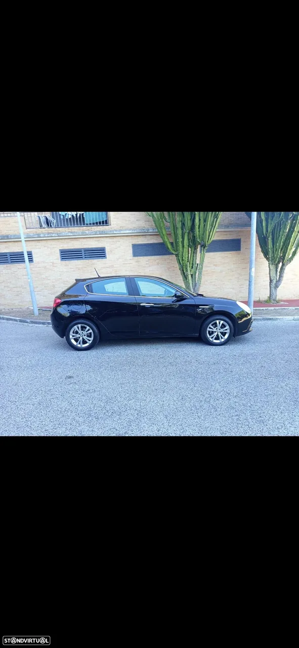 Alfa Romeo Giulietta 1.6 JTDM Distinctive 57X