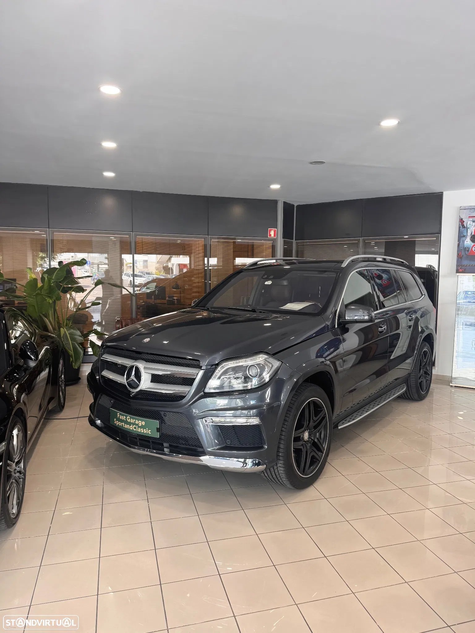 Mercedes-Benz GL 500 4Matic (BlueEFFICIENCY) 7G-TRONIC