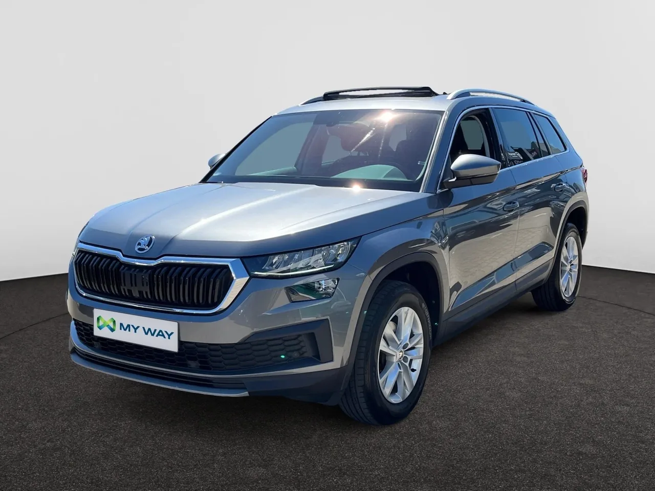 SKODA Kodiaq 7 ZITPL.*AUTOMAAT*150PK*PANODAK*CARPLAY*GPS*CAMERA*