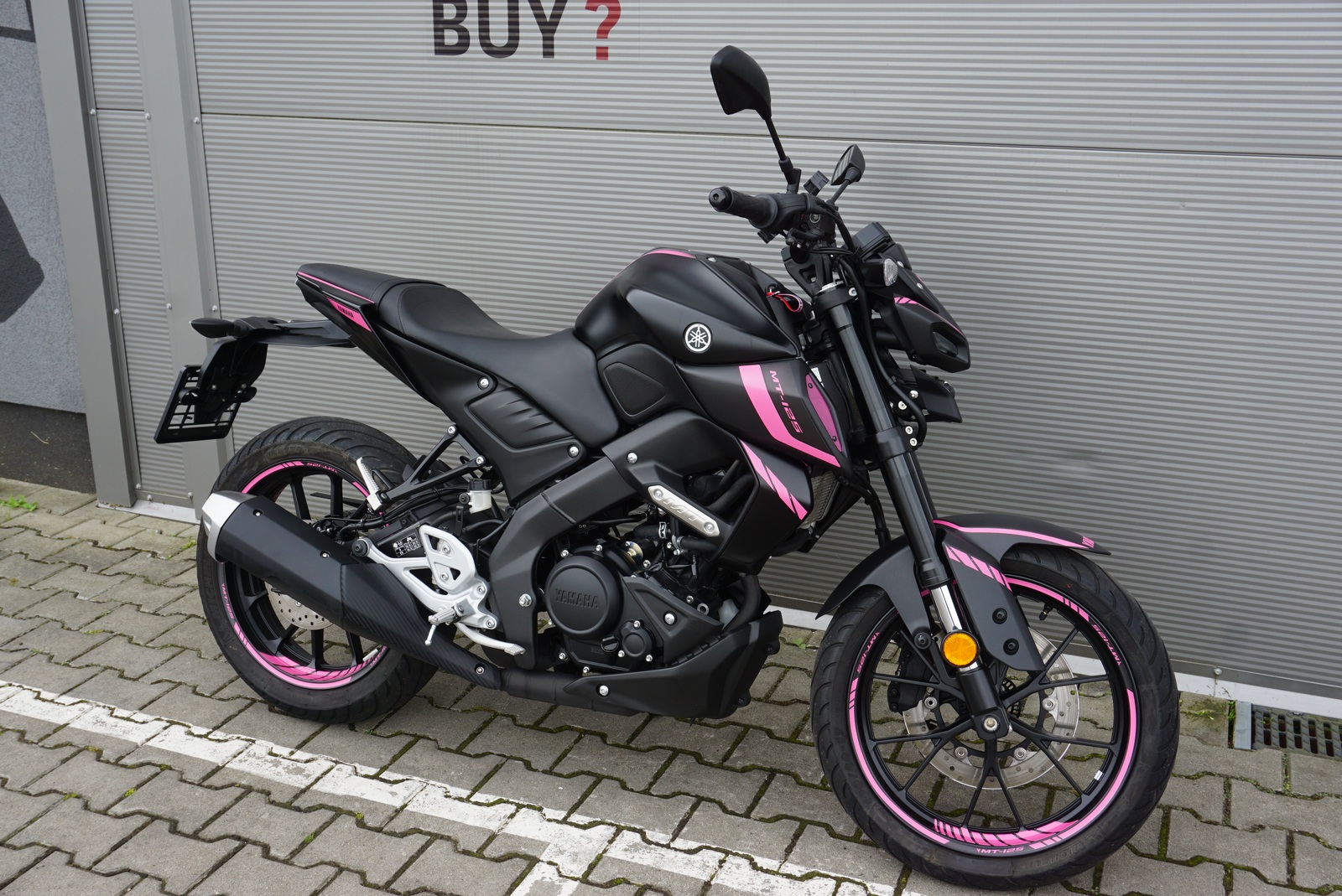 Yamaha MT 125 PINK