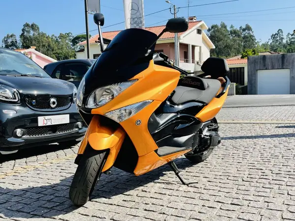 Yamaha TMAX 2009 .