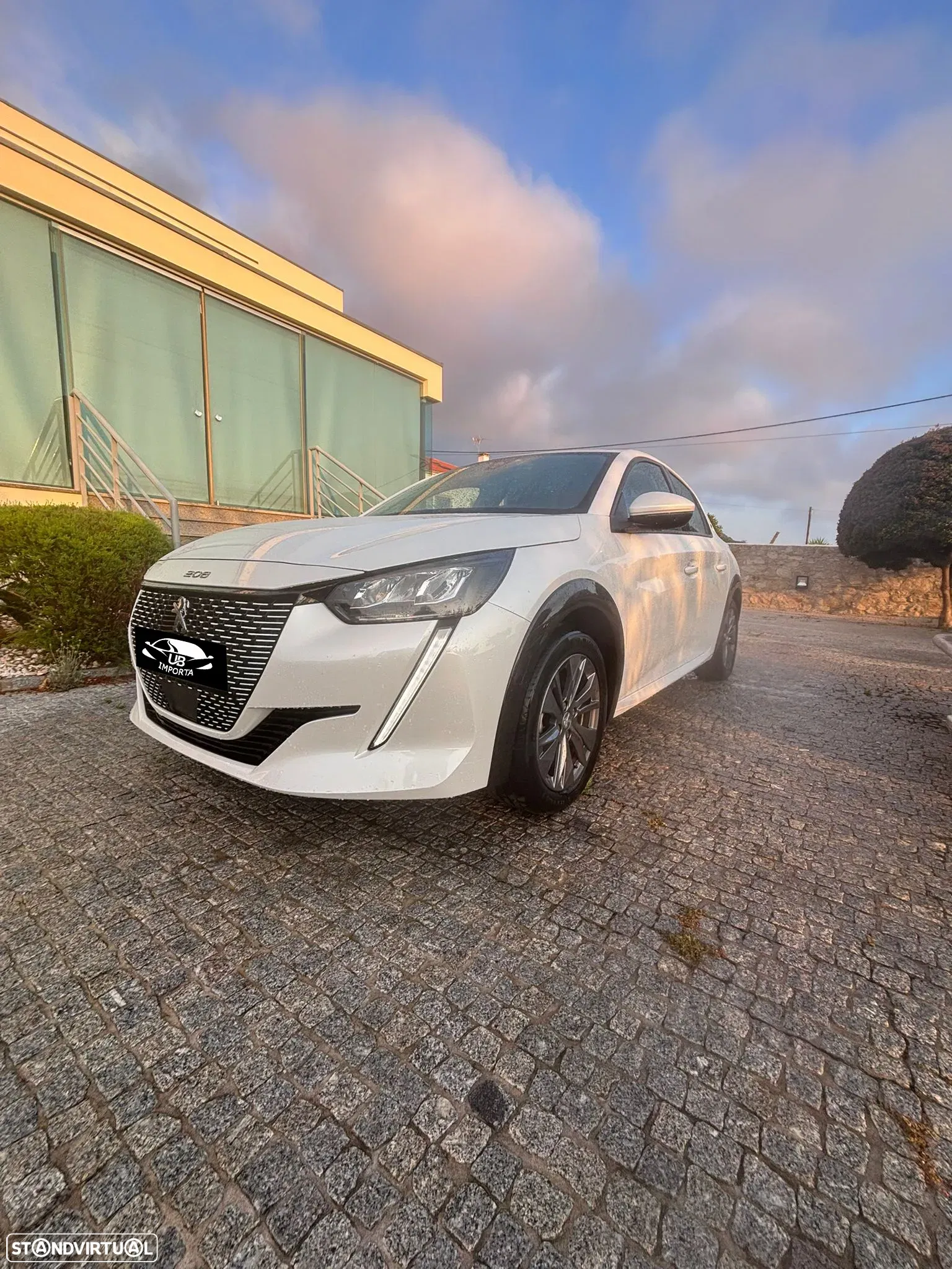 Peugeot e-208 Allure Pack