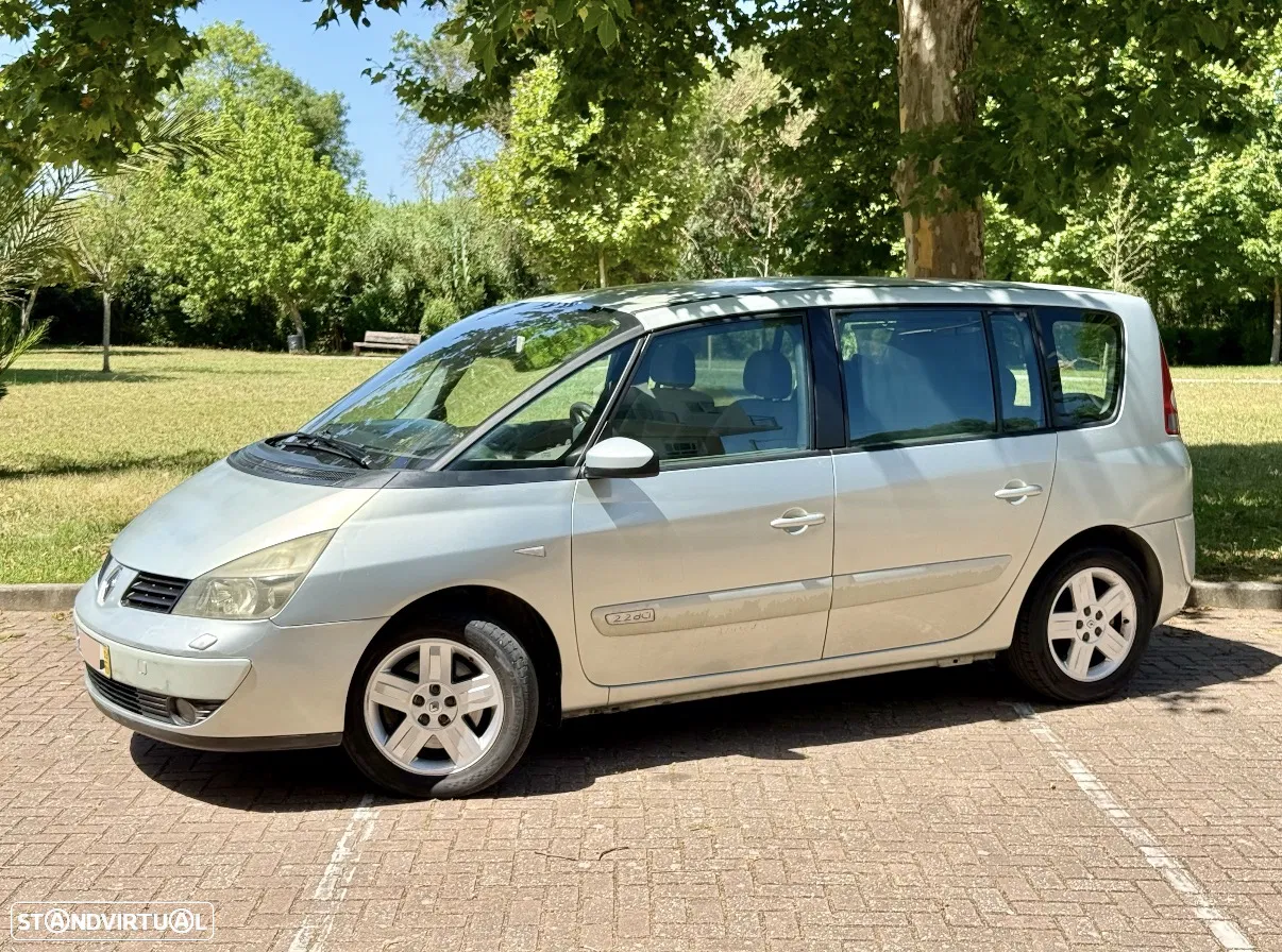 Renault Espace 2.2 dCi Authentique