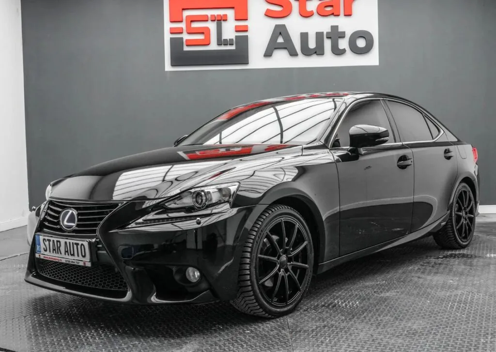 Lexus Seria-is, 2016, 223 CP, 320.000 KM, Automata