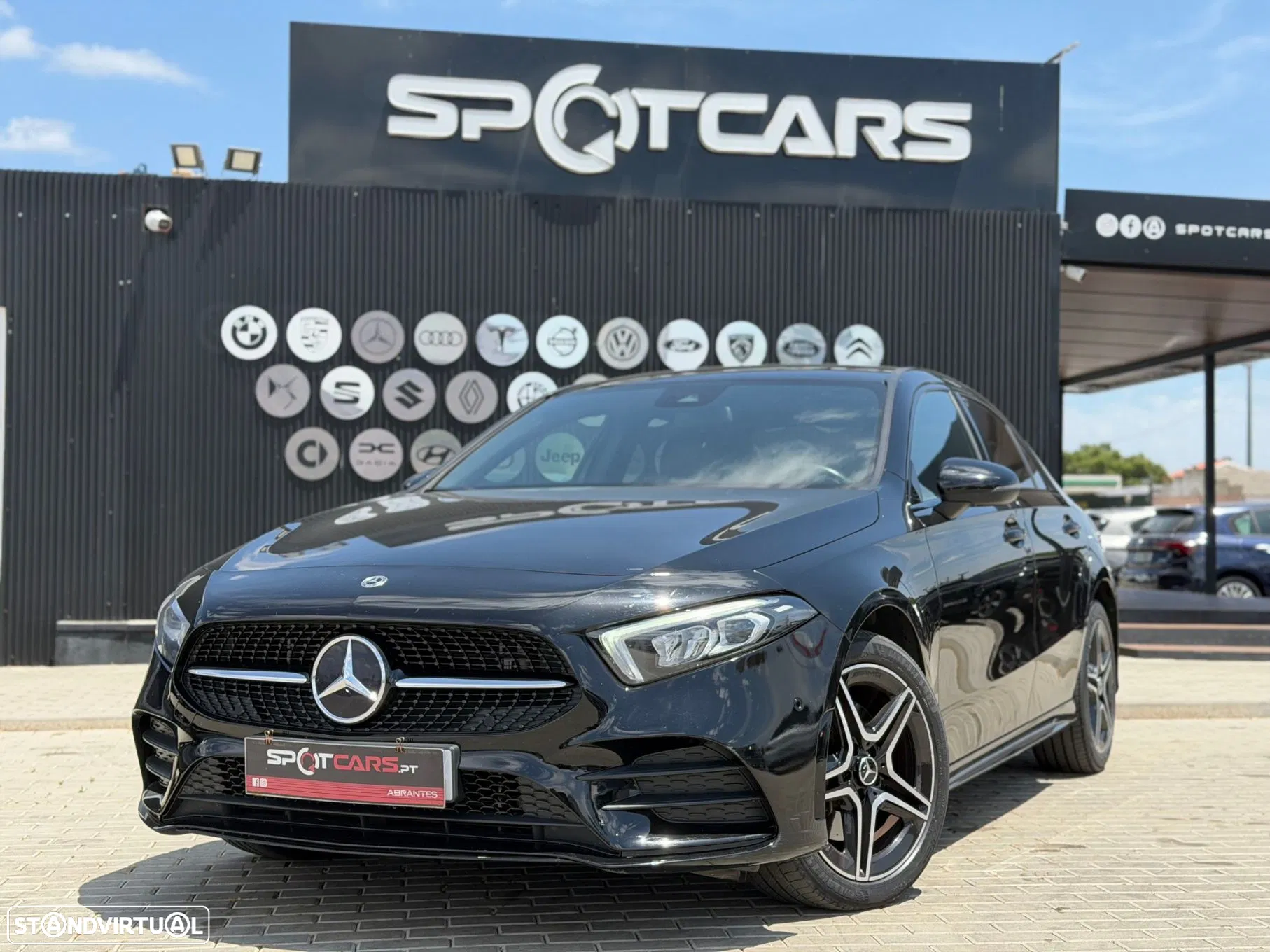 Mercedes-Benz A 250 Limousine e 8G-DCT AMG Line