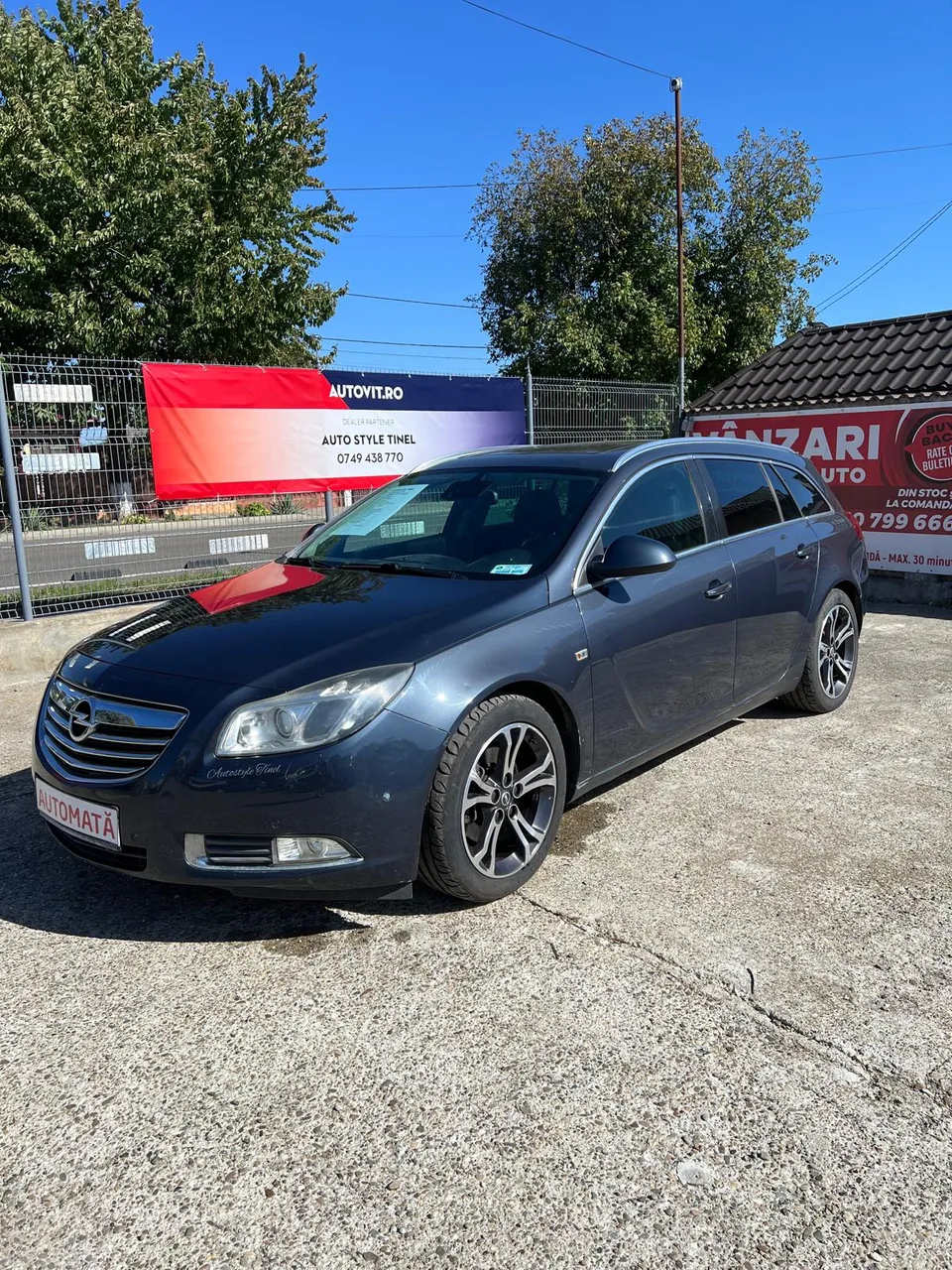 Opel Insignia 2011