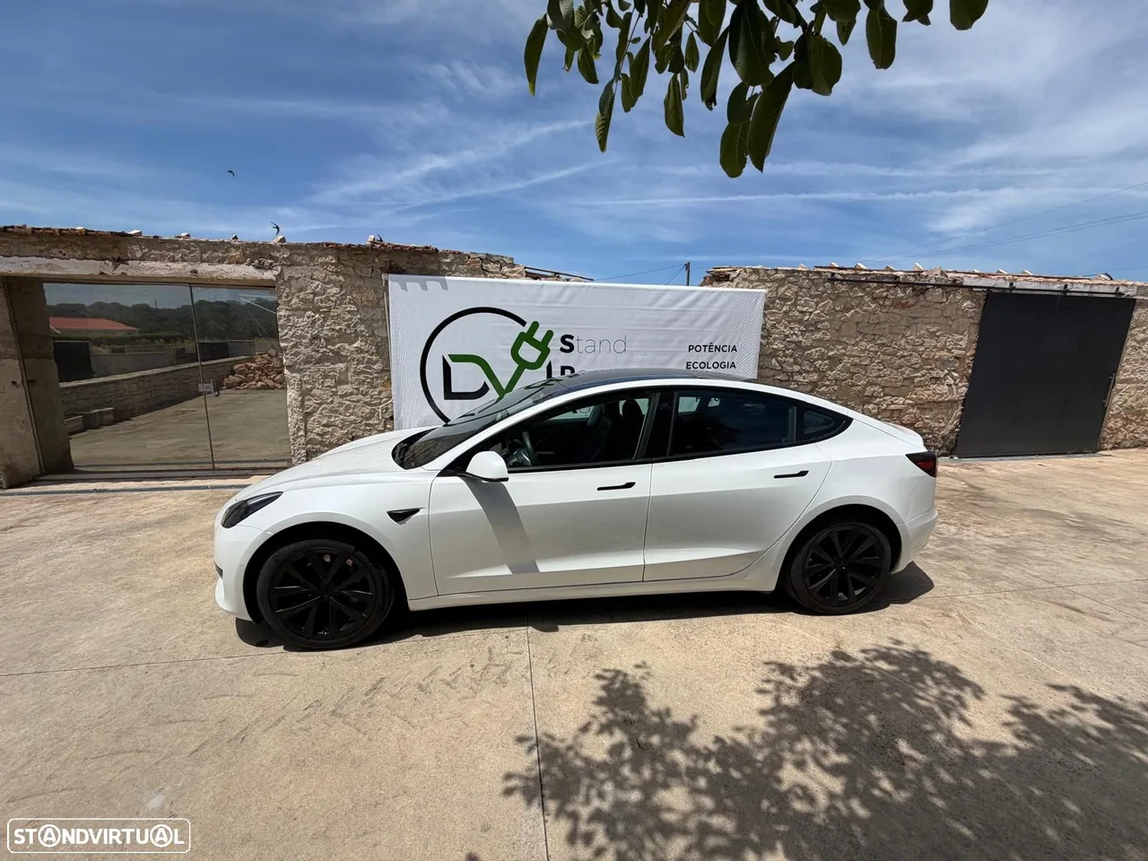 Tesla Model 3 Standard Range Plus RWD