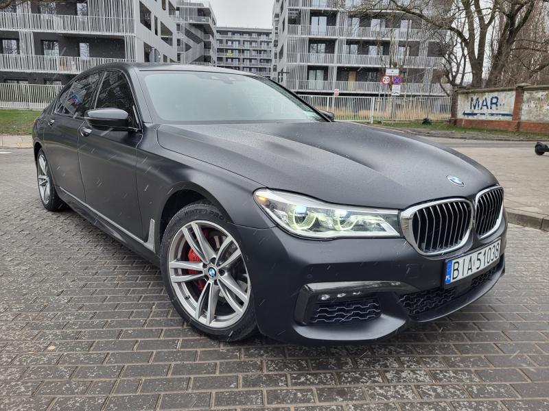 BMW SERIA 7 2017