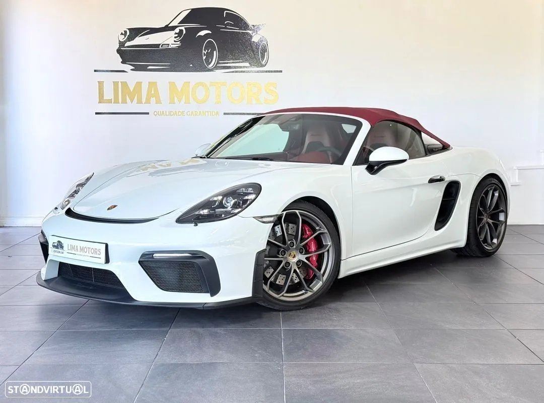 Porsche 718 Spyder Standard
