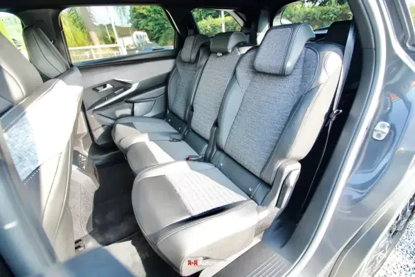 Peugeot 5008 2025 1.2 Hybrid Allure e-DCS6