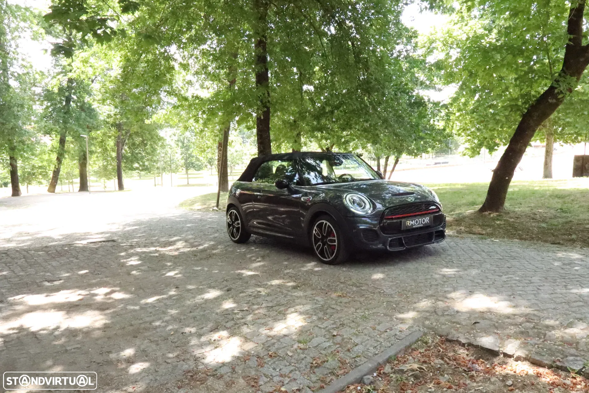 MINI Cabrio John Cooper Works