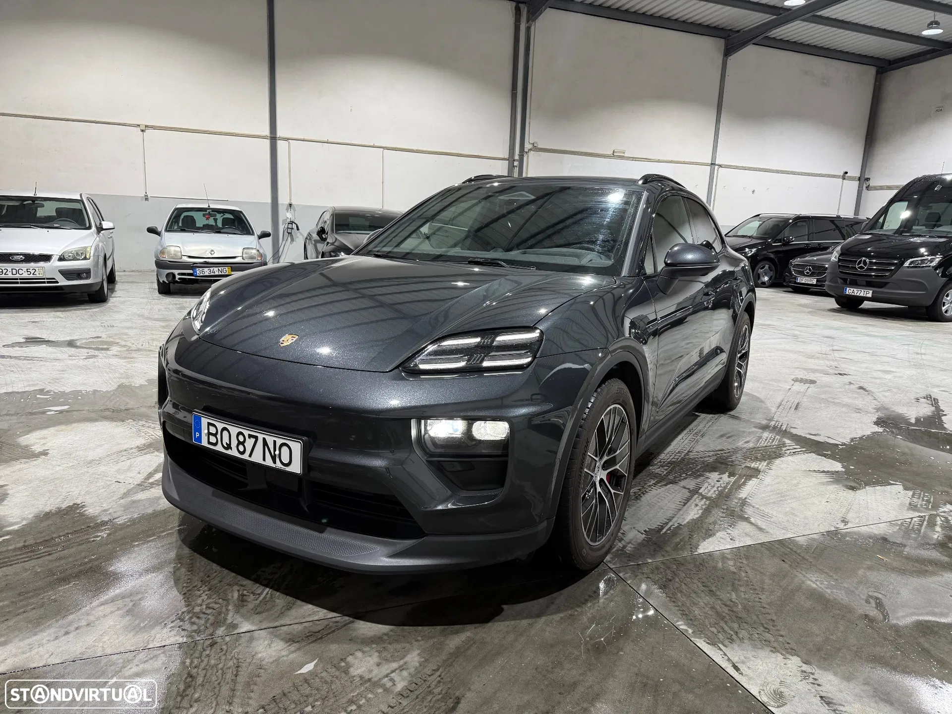 Porsche Macan Electric 4S