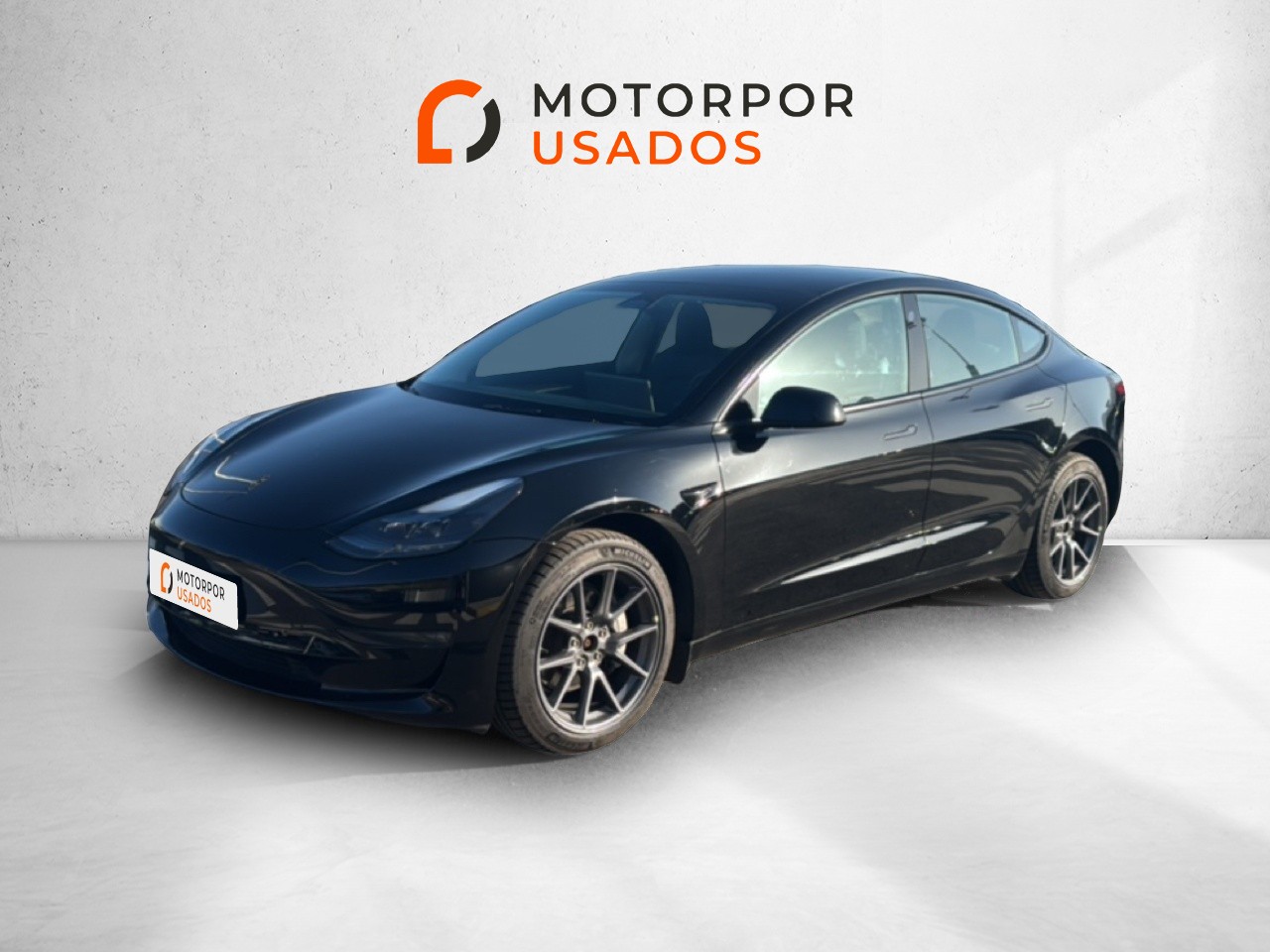 Tesla Model-3 - Motorpor
