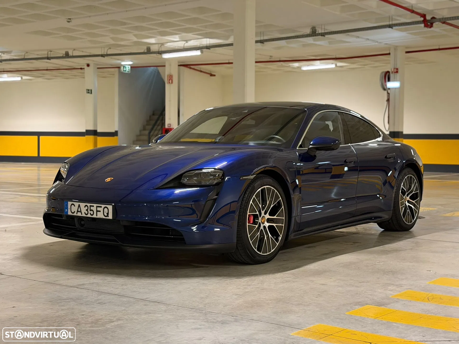 Porsche Taycan 4S