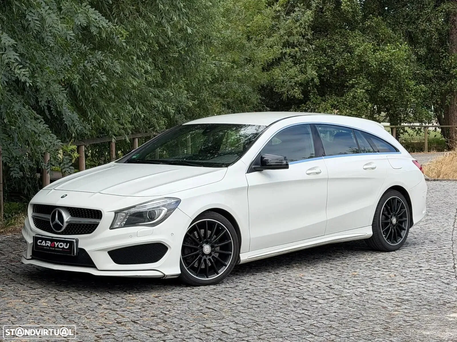 Mercedes-Benz CLA 220 d Shooting Brake AMG Line Aut.