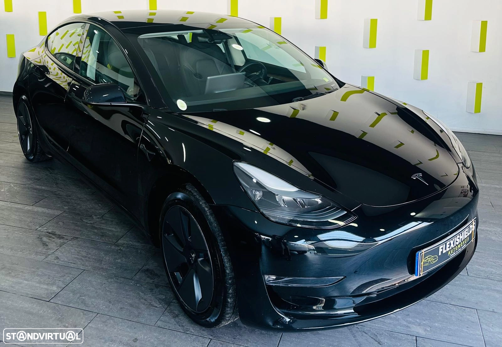 Tesla Model 3 Long-Range RWD
