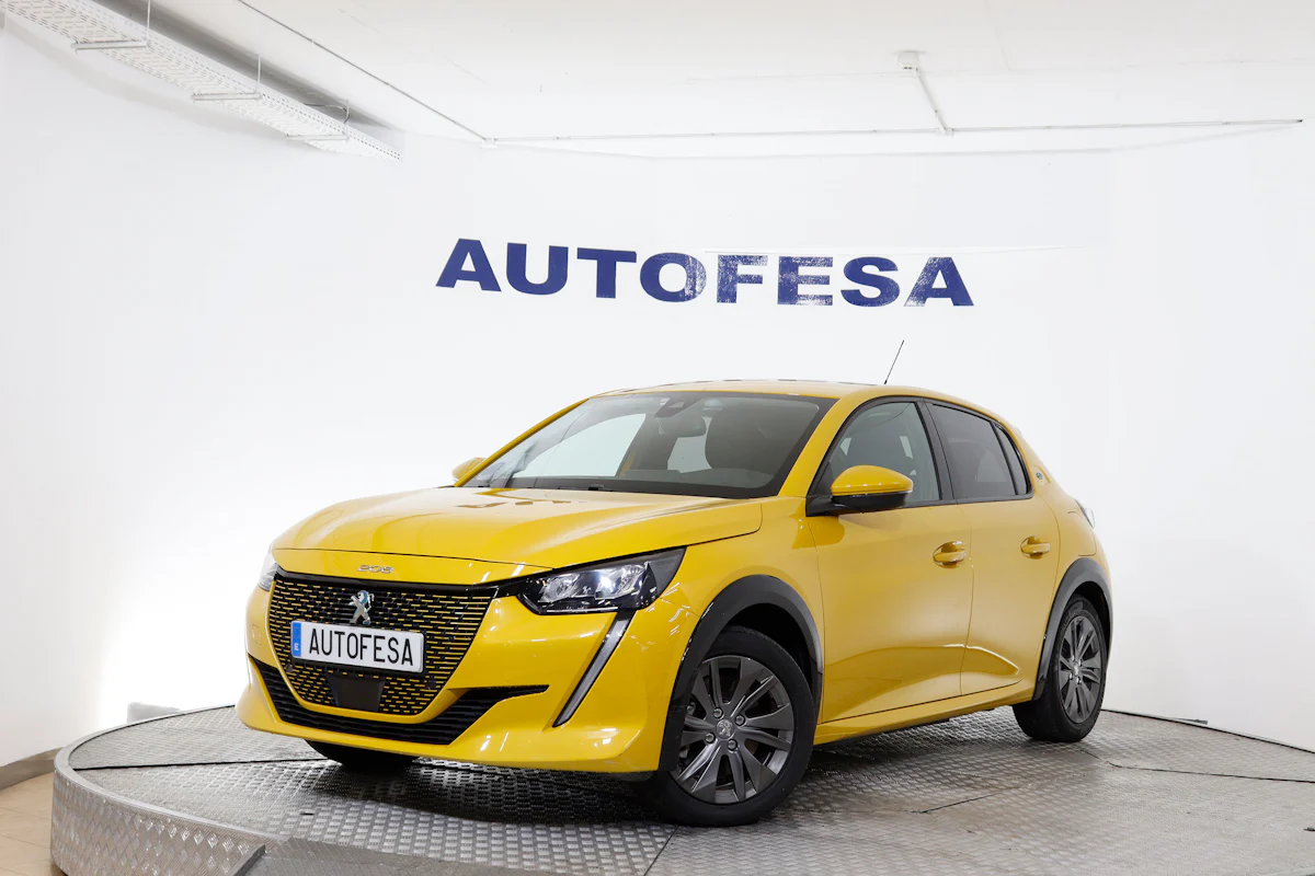 Peugeot E-208 Electrico Allure 50KW 136cv Auto 5P # FAROS LED