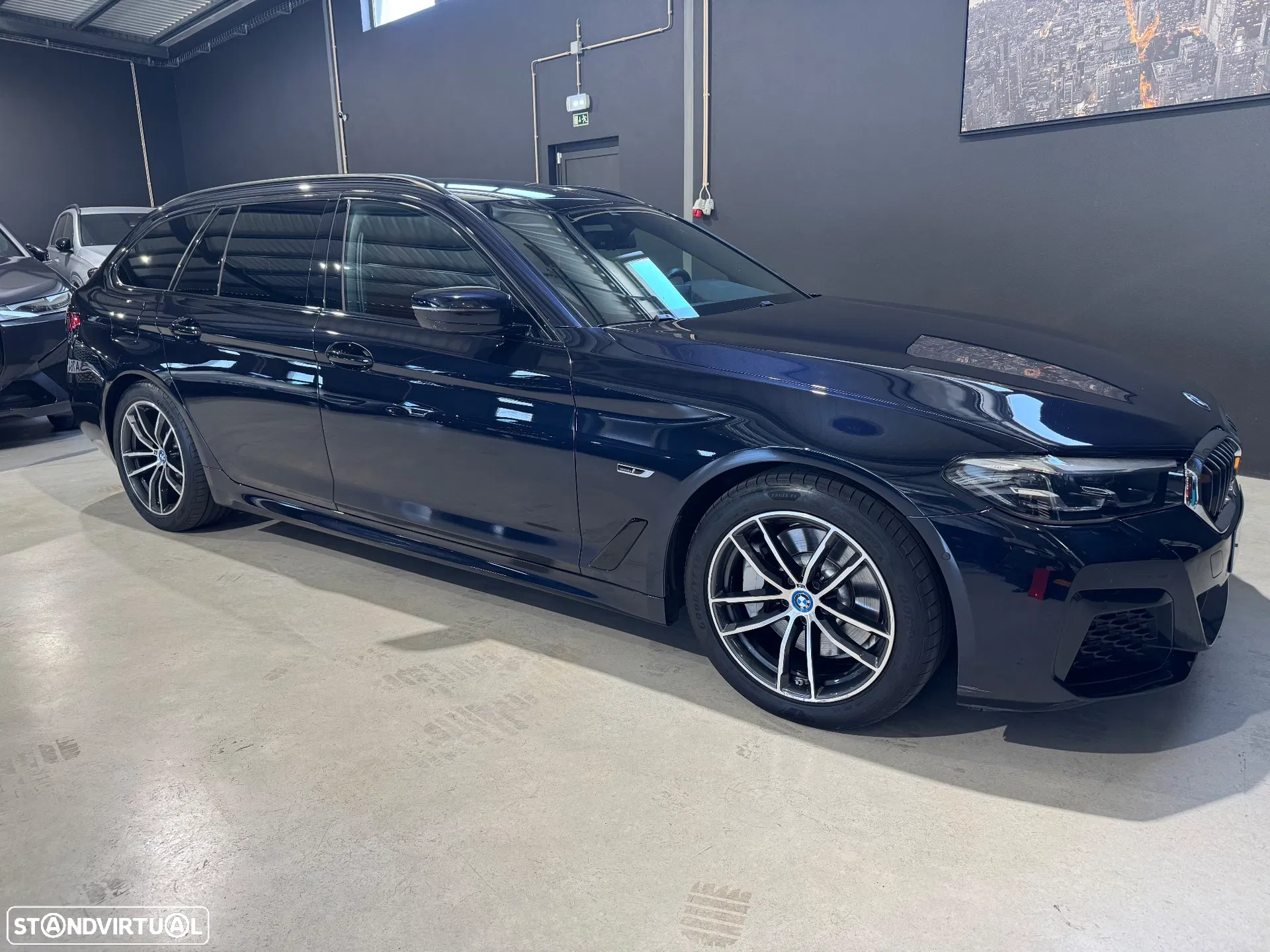 BMW 530 e Pack Desportivo M
