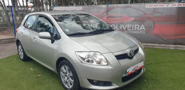 Toyota Auris 2008 1.4 VVT-i AC