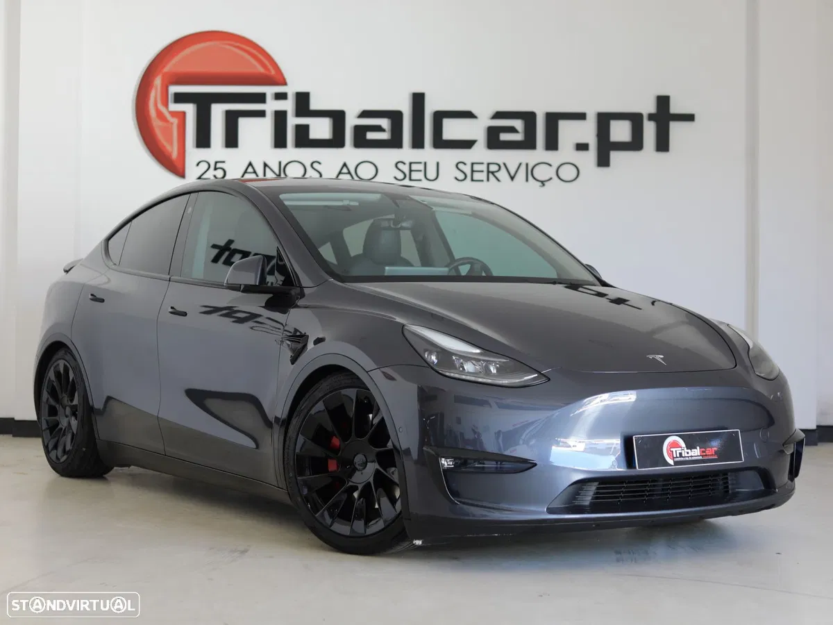Tesla Model Y Long-Range RWD