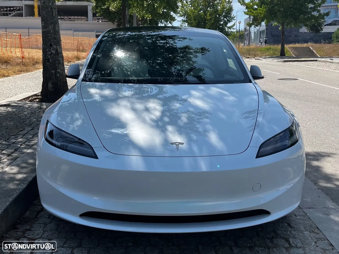 Tesla Model 3 Tração Traseira