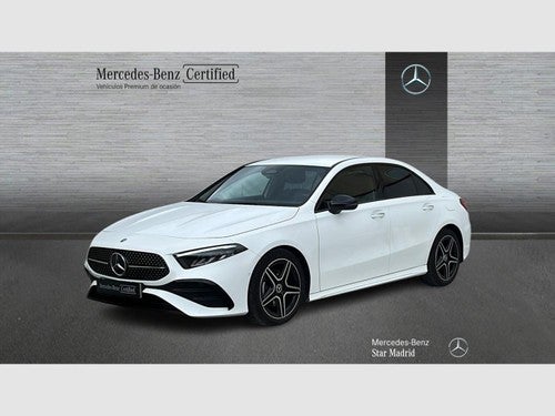 MERCEDES-BENZ Clase A 180d Sedán 8G-DCT